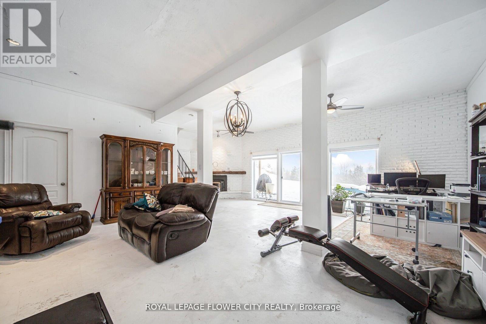 5 Glenn Court, Caledon, Ontario  L7K 0P3 - Photo 30 - W12443756