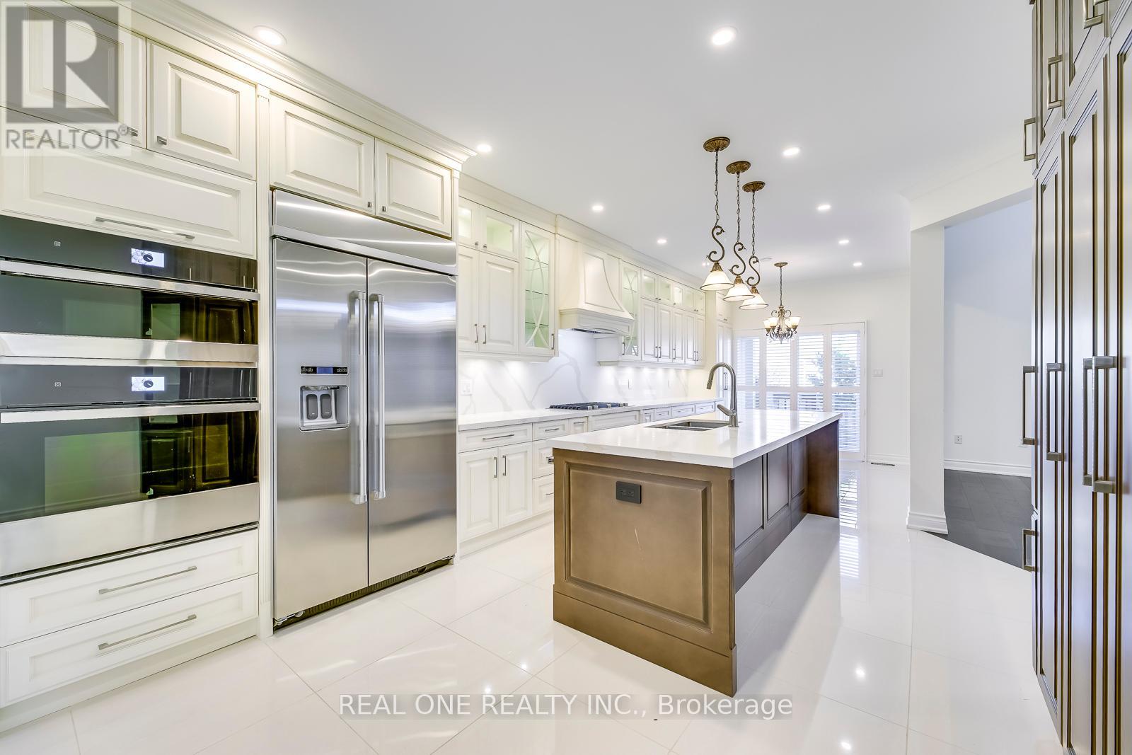 5523 Freshwater Drive, Mississauga, Ontario  L5M 7M7 - Photo 19 - W12443763
