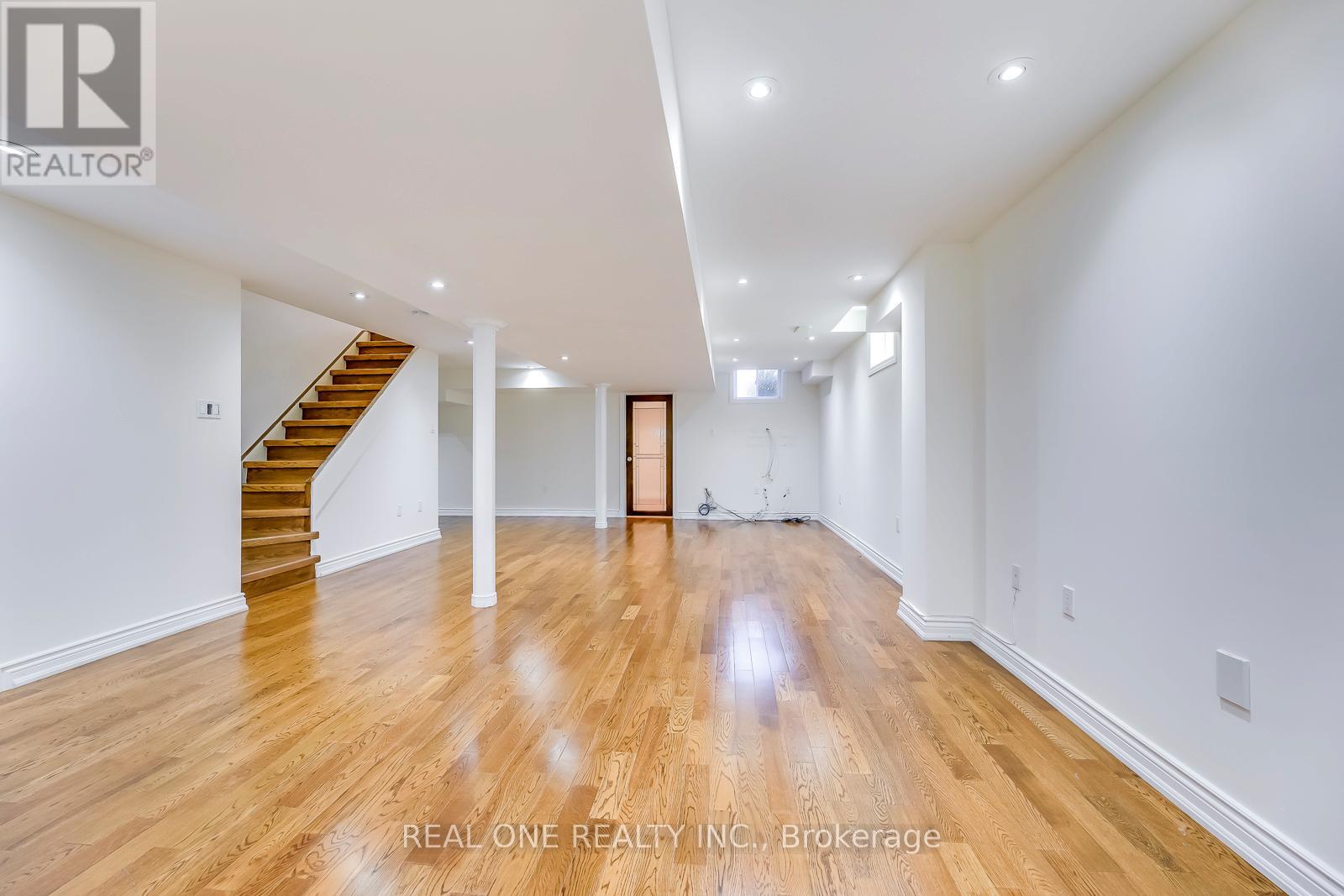5523 Freshwater Drive, Mississauga, Ontario  L5M 7M7 - Photo 41 - W12443763