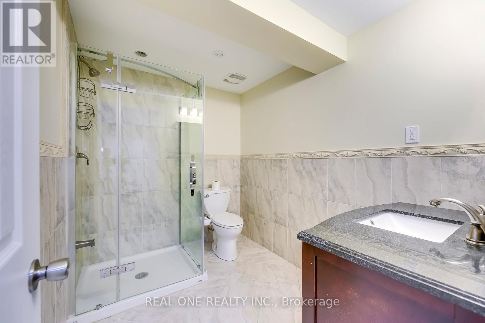 5523 Freshwater Drive, Mississauga, Ontario  L5M 7M7 - Photo 45 - W12443763