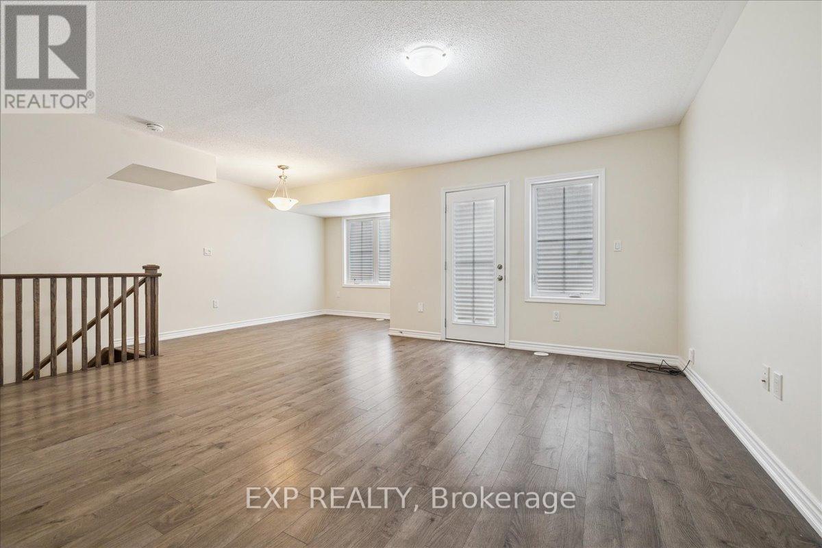 107 Lemieux Court, Milton, Ontario  L9E 1E9 - Photo 11 - W12443771