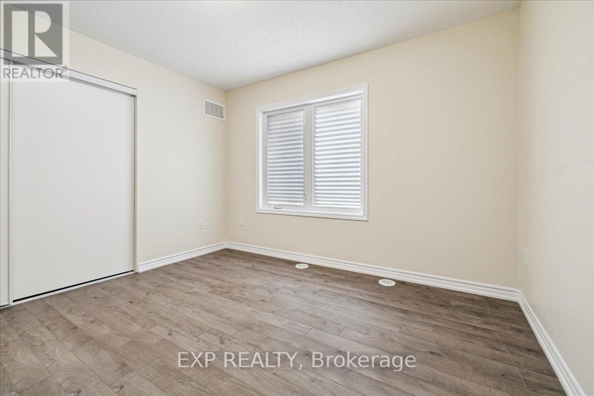 107 Lemieux Court, Milton, Ontario  L9E 1E9 - Photo 22 - W12443771