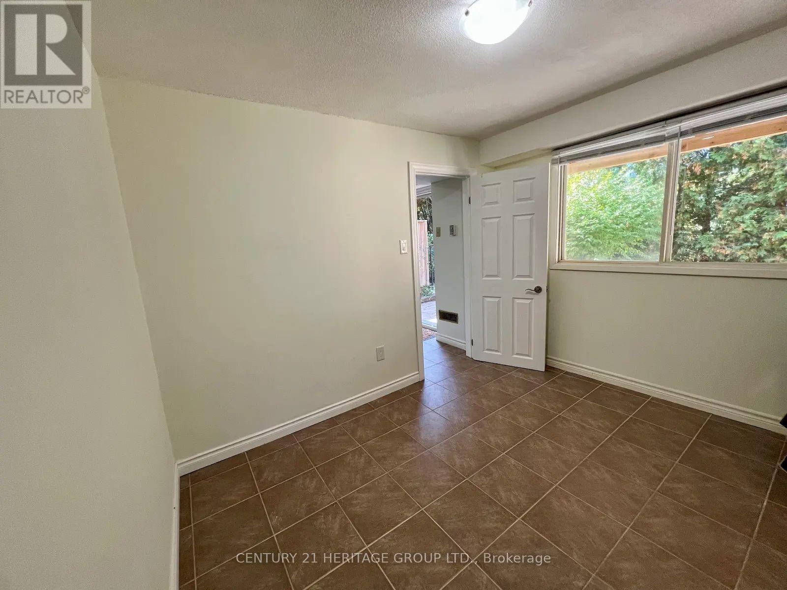 Basement - 8 Newington Crescent, Toronto, Ontario  M9C 5B8 - Photo 5 - W12443788