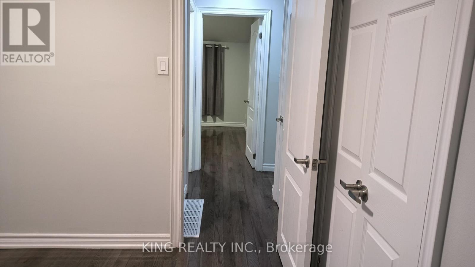 13 Fairfield Avenue, Brampton, Ontario  L6X 2H9 - Photo 12 - W12443792