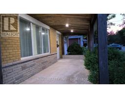 13 Fairfield Avenue, Brampton (Northwood Park), Ca
