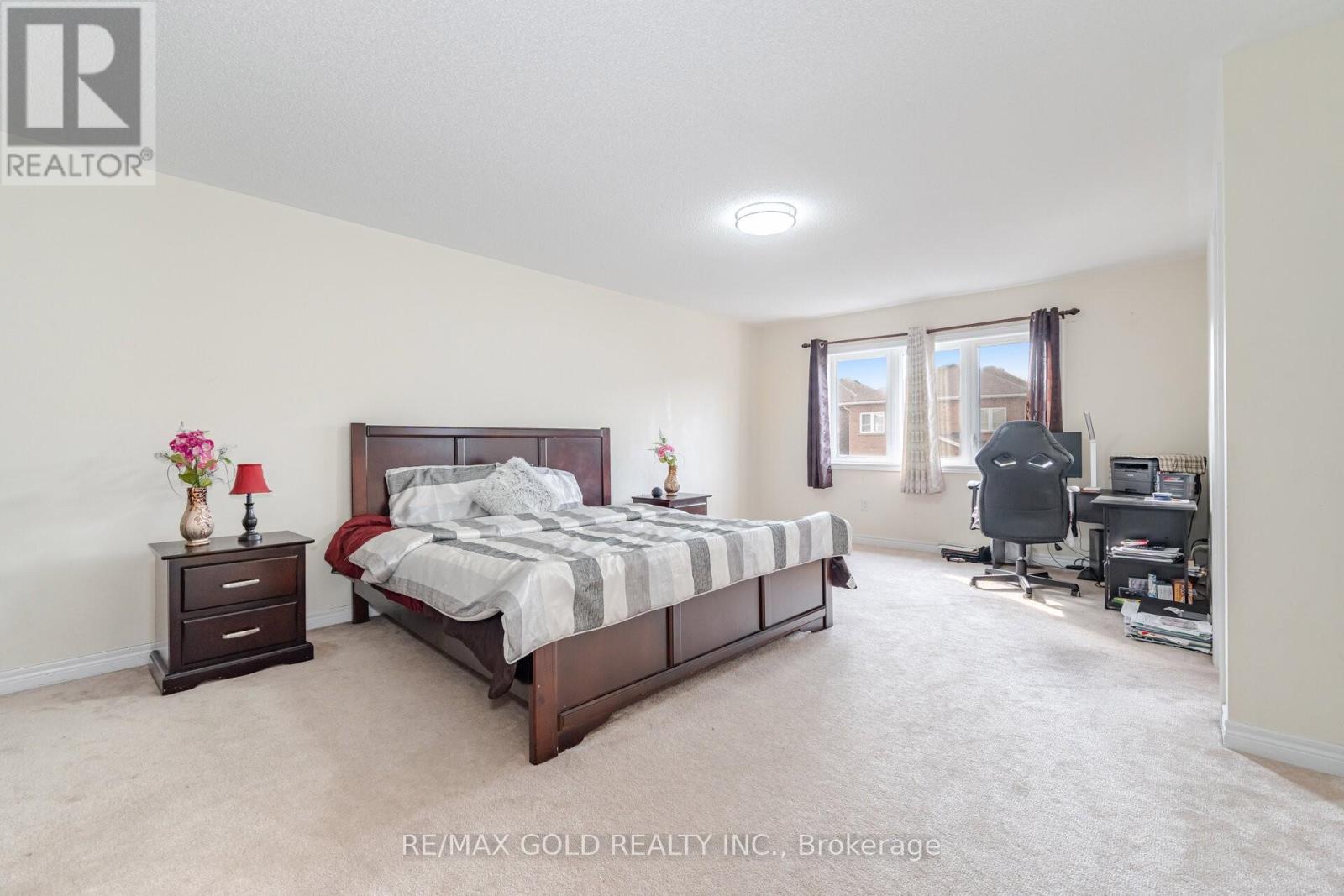8 Washburn Road, Brampton, Ontario  L6P 3V7 - Photo 16 - W12443810
