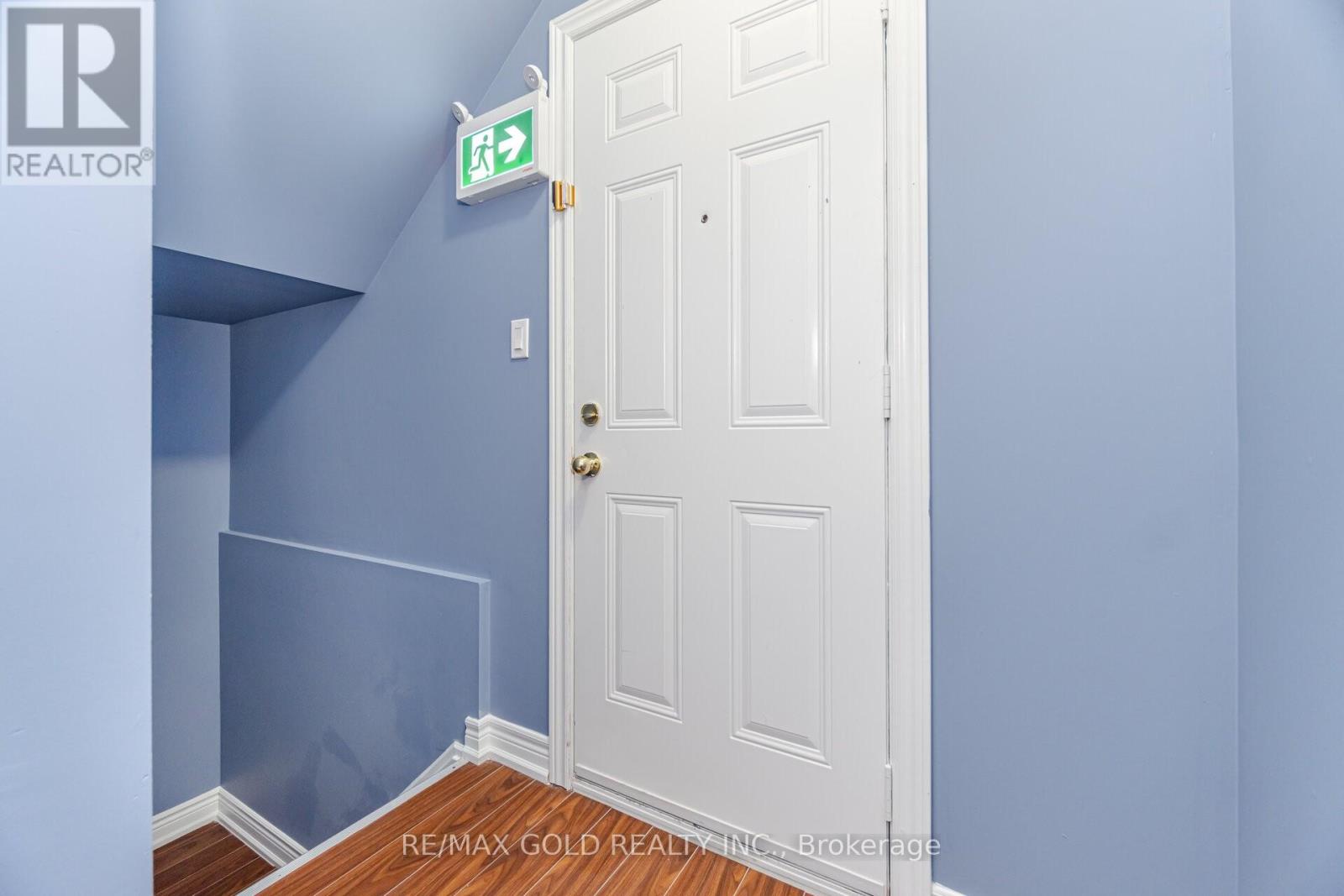 8 Washburn Road, Brampton, Ontario  L6P 3V7 - Photo 21 - W12443810