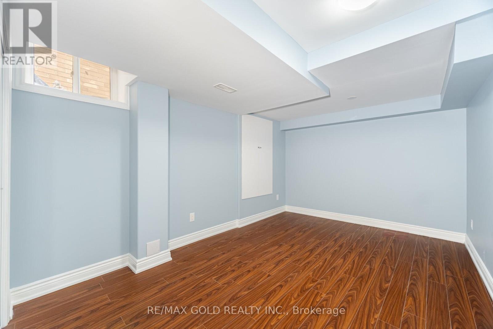 8 Washburn Road, Brampton, Ontario  L6P 3V7 - Photo 26 - W12443810