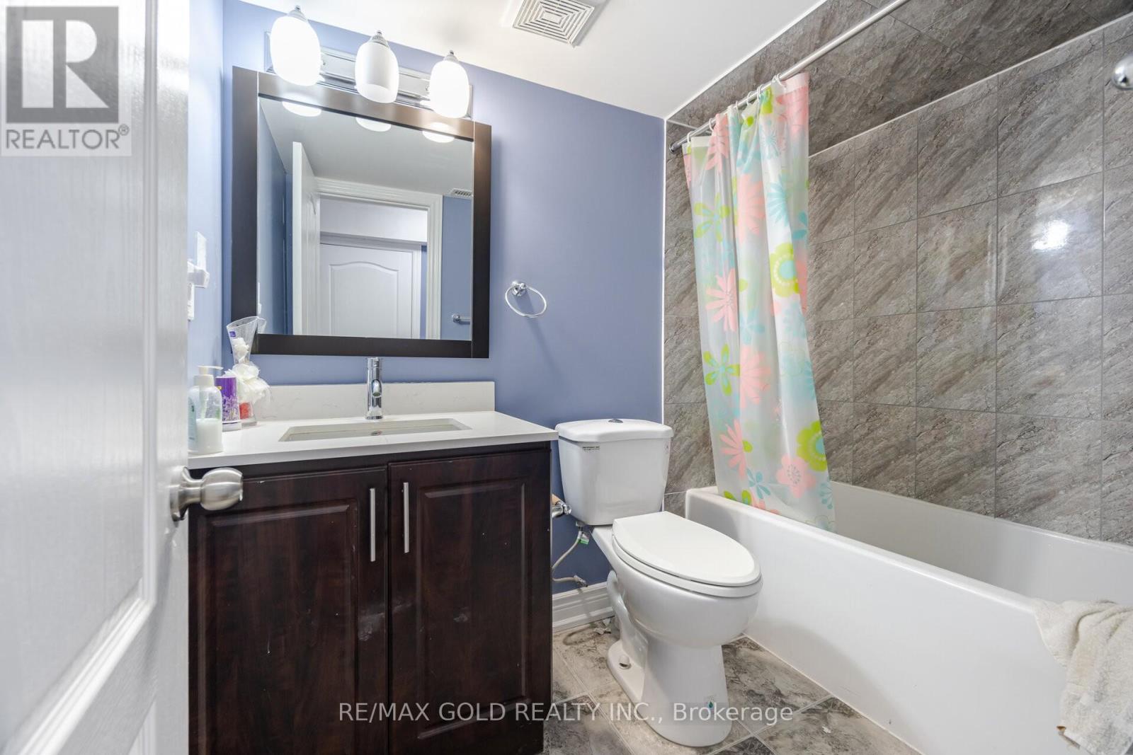 8 Washburn Road, Brampton, Ontario  L6P 3V7 - Photo 28 - W12443810