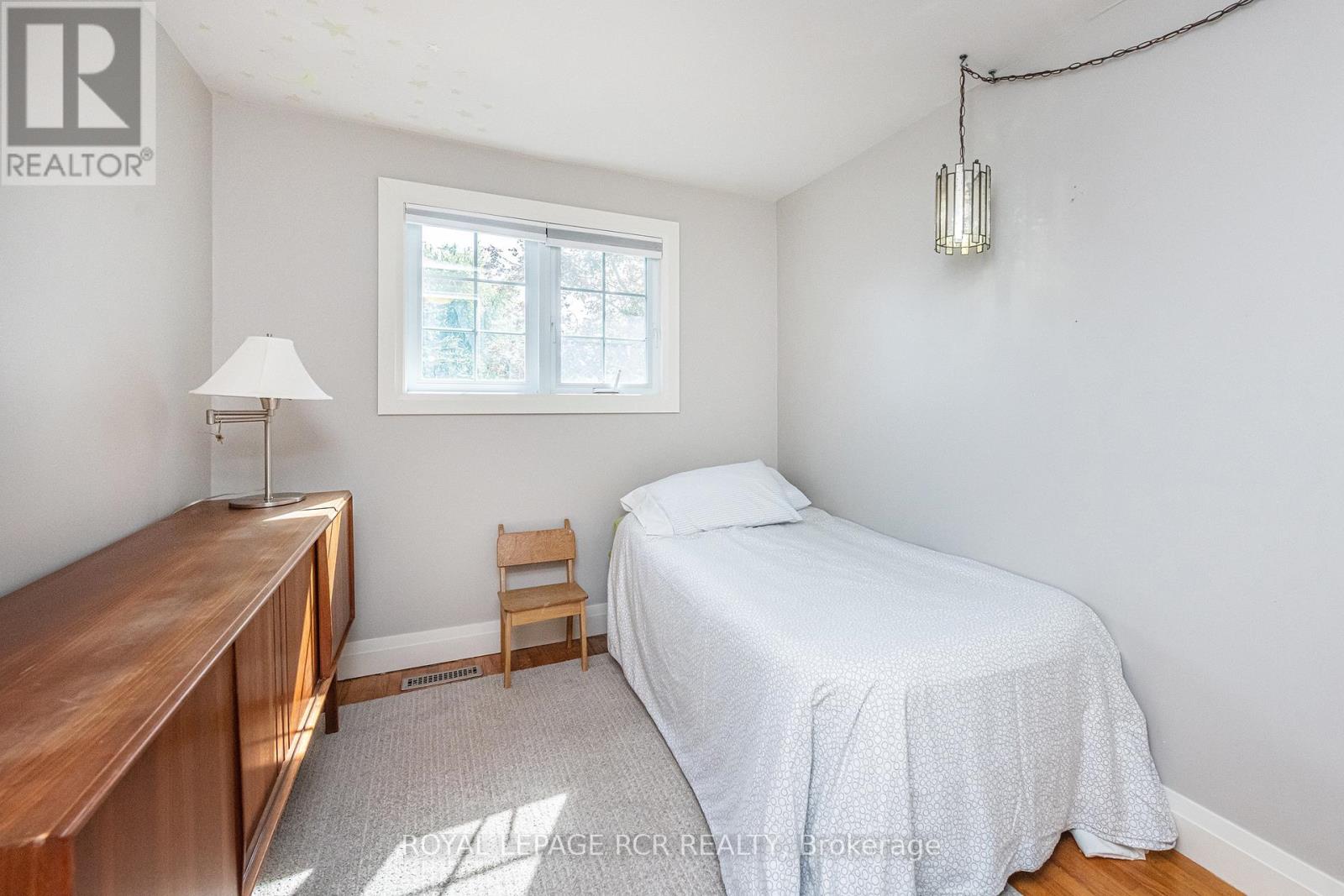 19 Carlton Drive, Orangeville, Ontario  L9W 2X8 - Photo 21 - W12443811