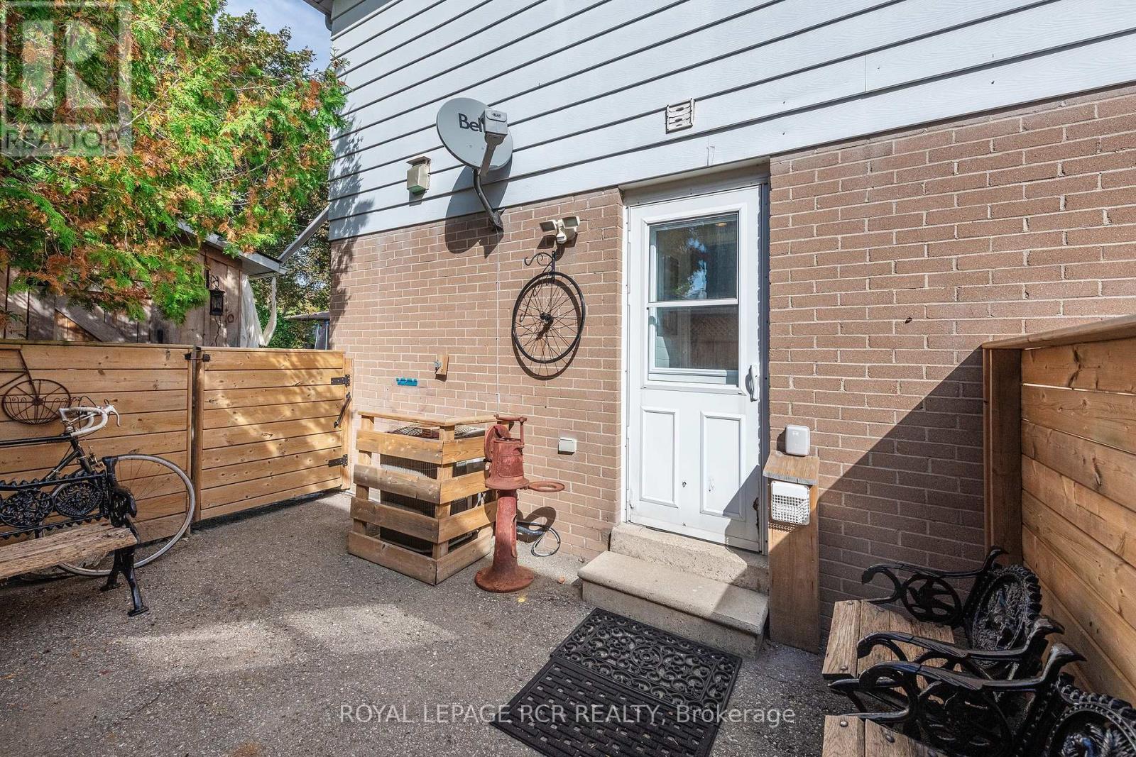 19 Carlton Drive, Orangeville, Ontario  L9W 2X8 - Photo 28 - W12443811