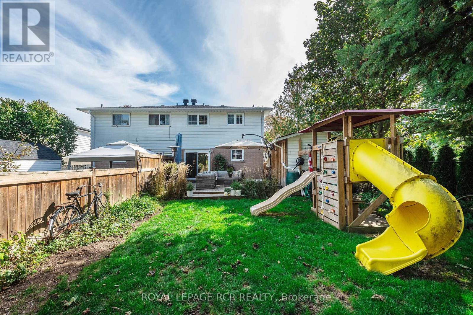 19 Carlton Drive, Orangeville, Ontario  L9W 2X8 - Photo 42 - W12443811