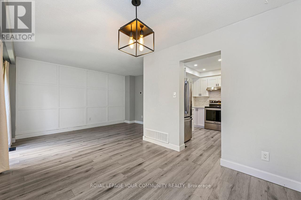 102 - 2120 Rathburn Road E, Mississauga, Ontario  L4W 2S8 - Photo 5 - W12443818