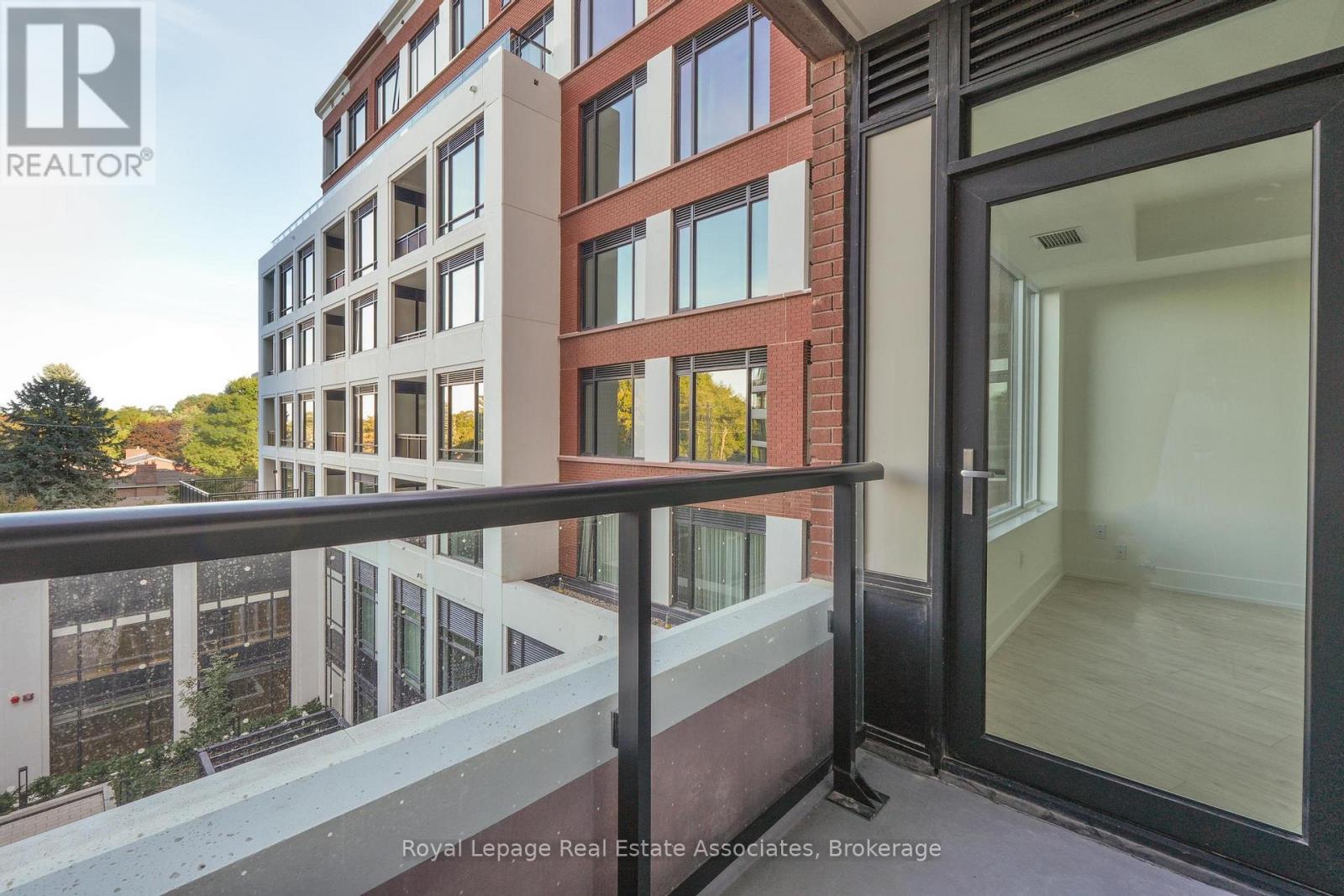 330 - 259 The Kingsway, Toronto, Ontario  M9A 0G2 - Photo 17 - W12443881