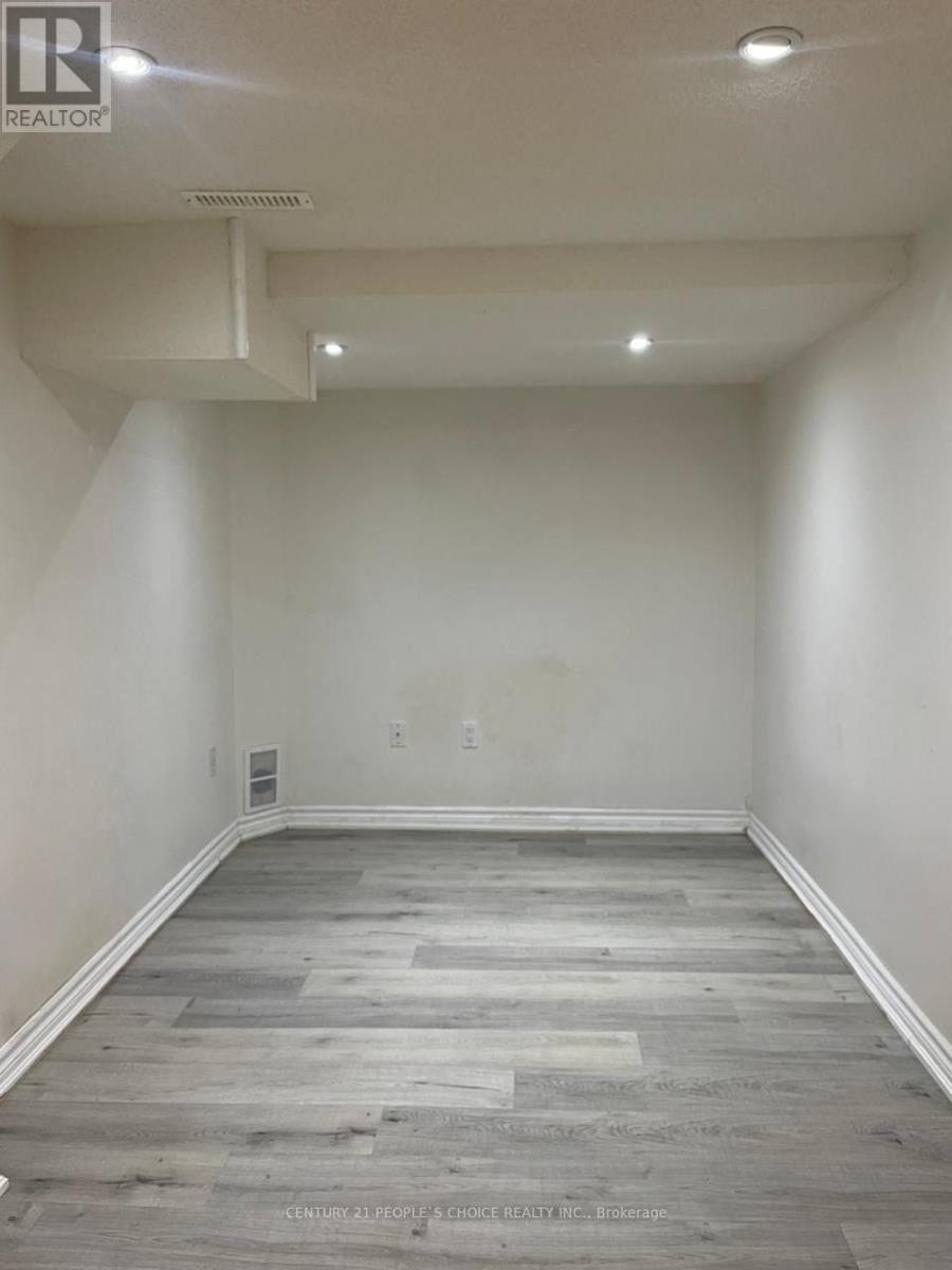 Bsmnt - 6993 Amour Terrace, Mississauga, Ontario  L5W 1G5 - Photo 2 - W12443887