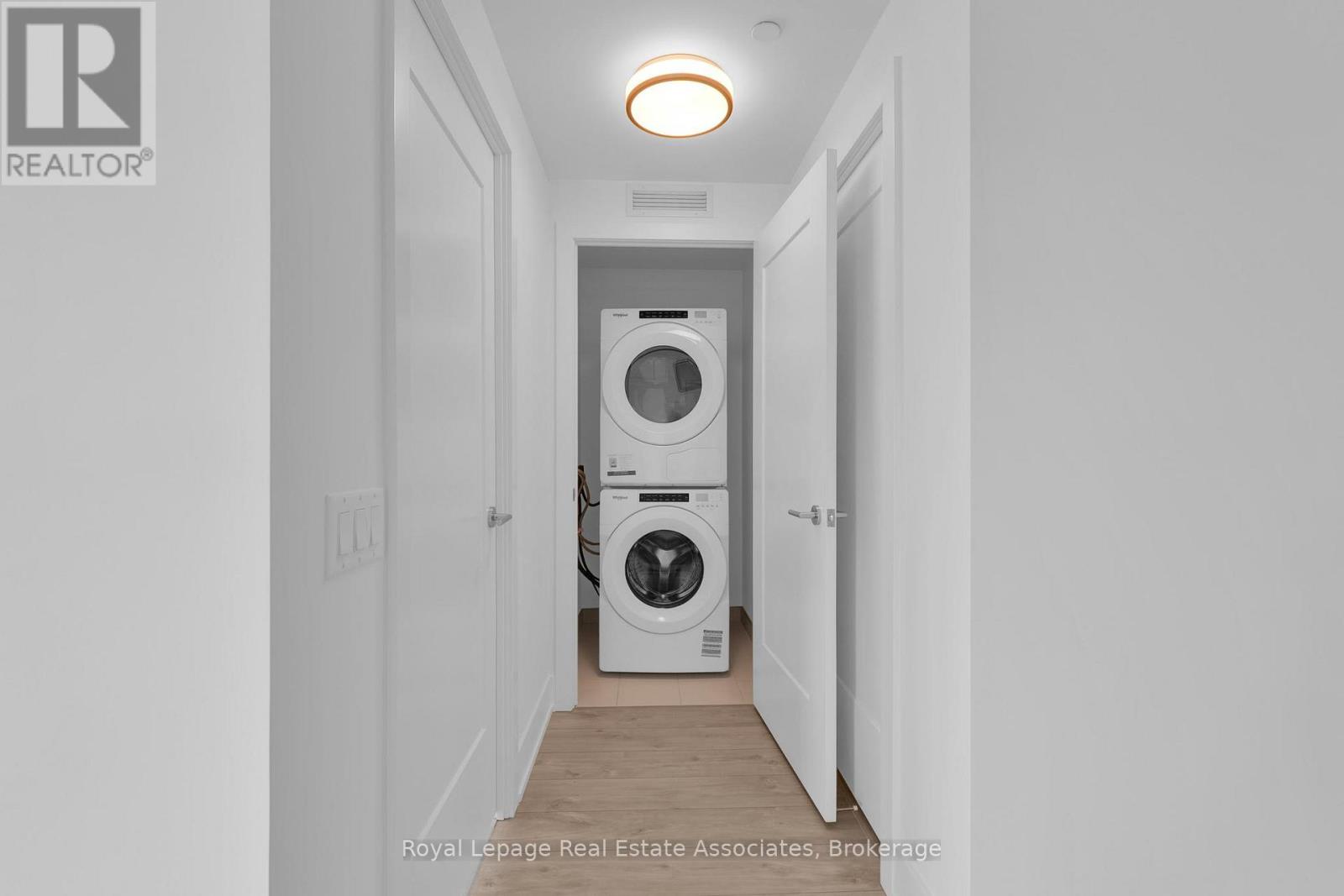 321 - 259 The Kingsway, Toronto, Ontario  M9A 0G2 - Photo 12 - W12443888