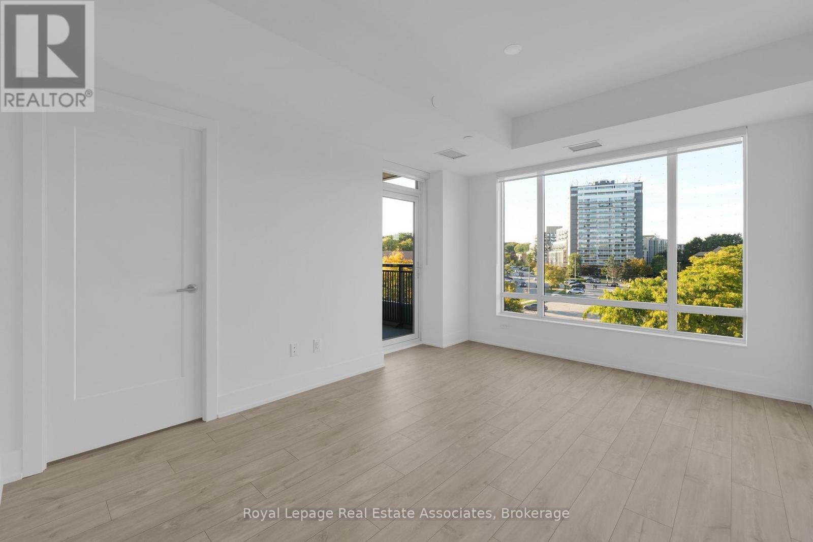 321 - 259 The Kingsway, Toronto, Ontario  M9A 0G2 - Photo 5 - W12443888