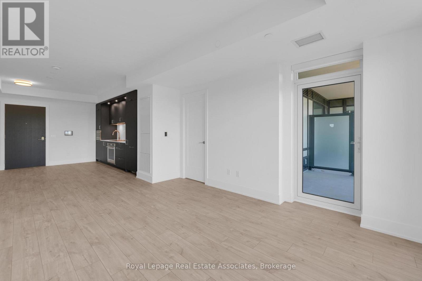 321 - 259 The Kingsway, Toronto, Ontario  M9A 0G2 - Photo 7 - W12443888