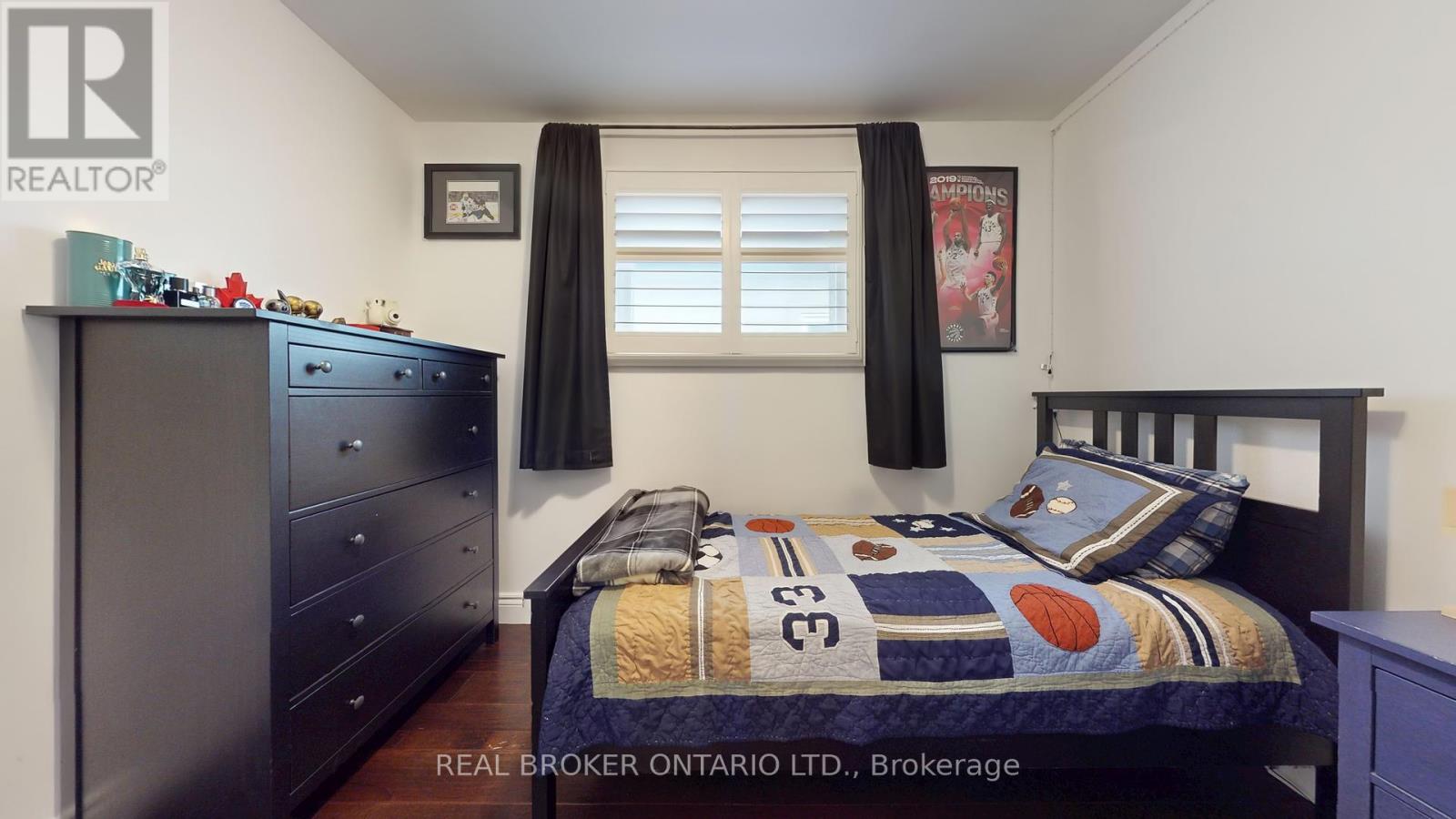 729 Willow Avenue, Milton (Dp Dorset Park), Ontario  L9T 3E5 - Photo 14 - W12443893