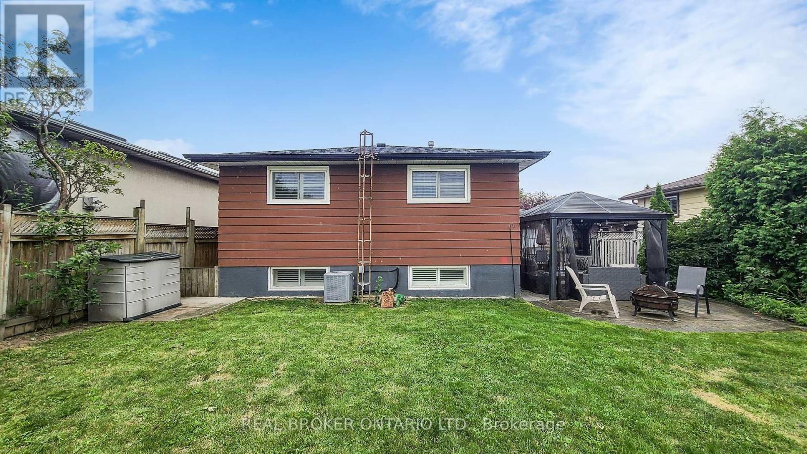 729 Willow Avenue, Milton (Dp Dorset Park), Ontario  L9T 3E5 - Photo 22 - W12443893