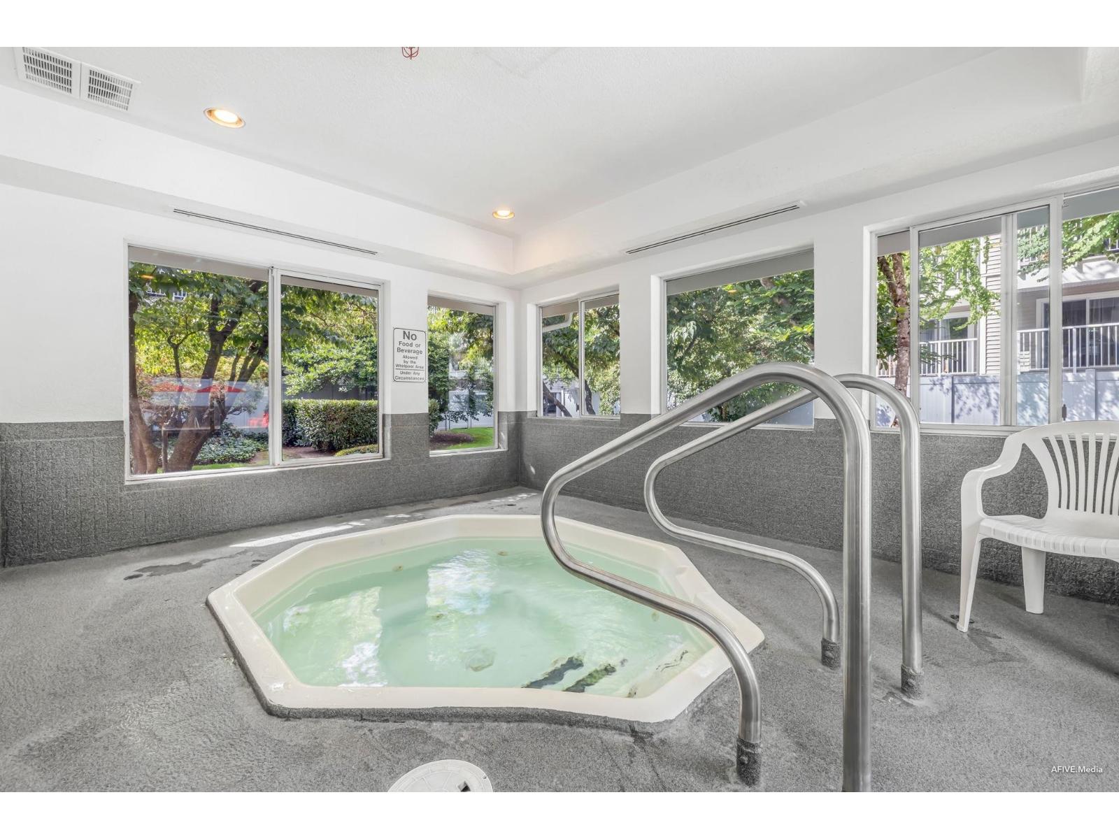 321 9688 148 Street, Surrey, British Columbia  V3R 0W2 - Photo 32 - R3055215