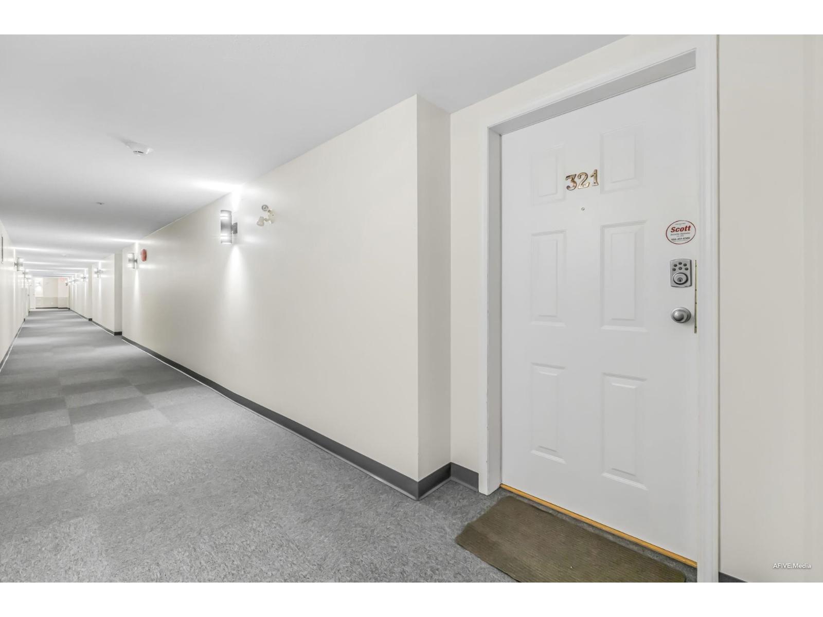 321 9688 148 Street, Surrey, British Columbia  V3R 0W2 - Photo 5 - R3055215