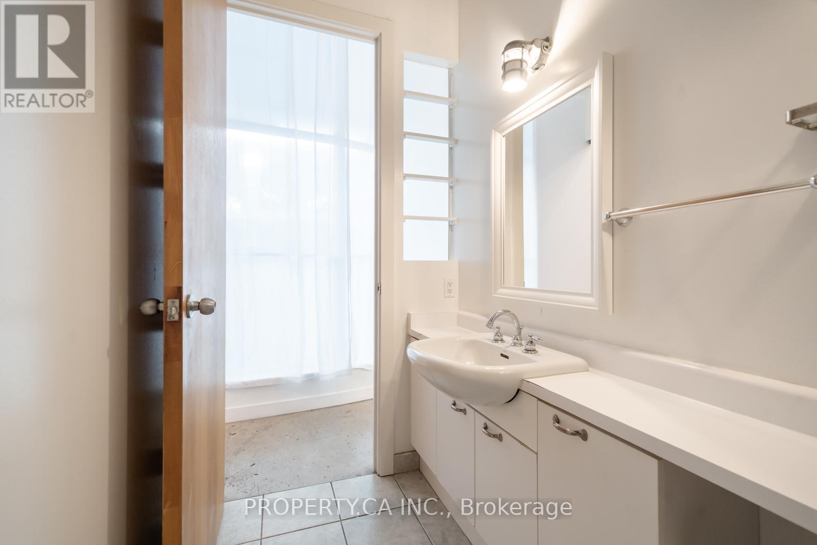 860 - 155 Dalhousie Street, Toronto, Ontario  M5B 2P7 - Photo 10 - C12443942
