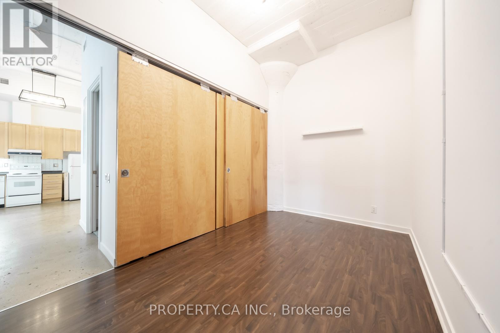 860 - 155 Dalhousie Street, Toronto, Ontario  M5B 2P7 - Photo 8 - C12443942
