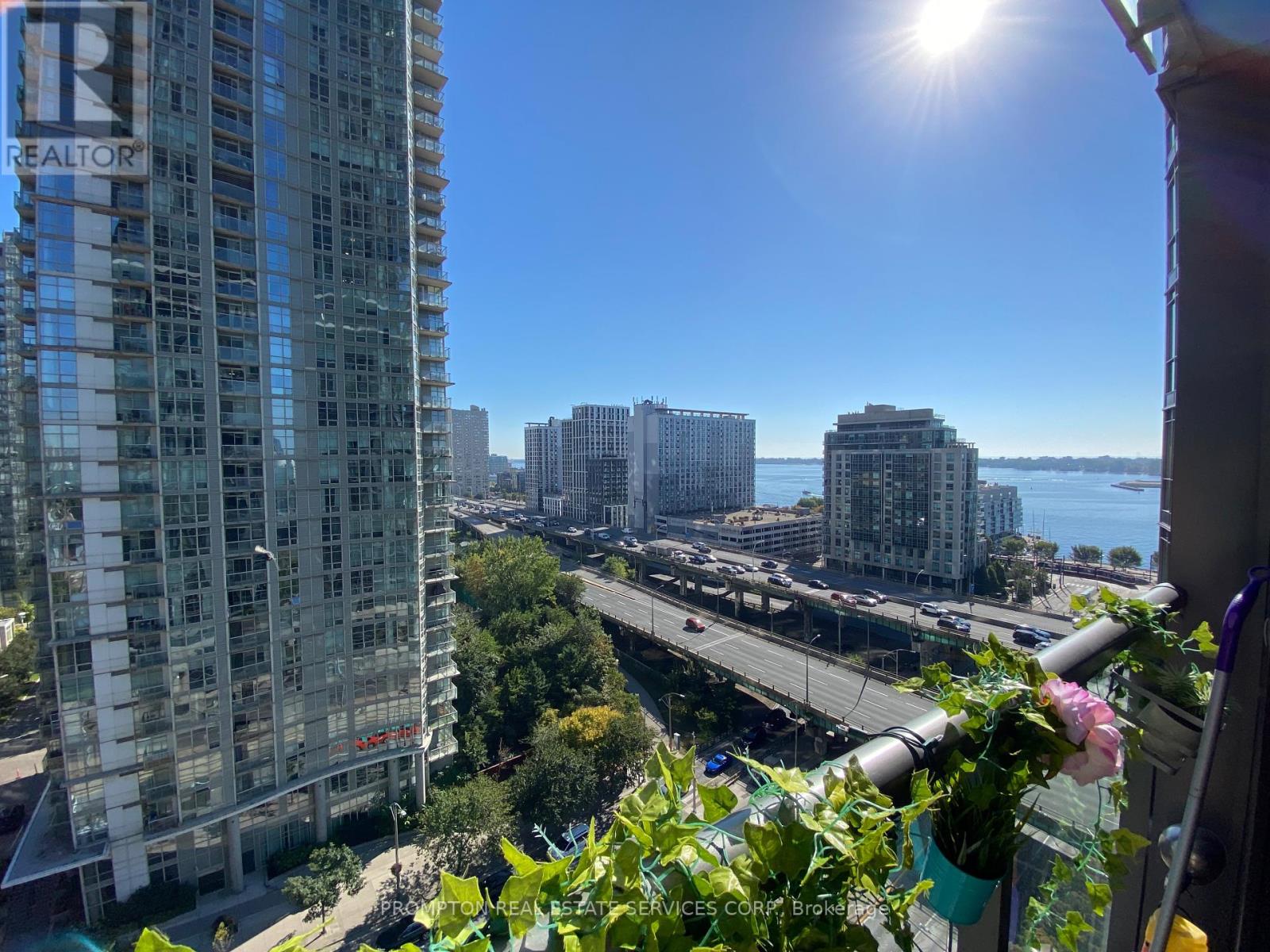 1608 - 11 Brunel Court, Toronto, Ontario  M5V 3Y3 - Photo 1 - C12443946