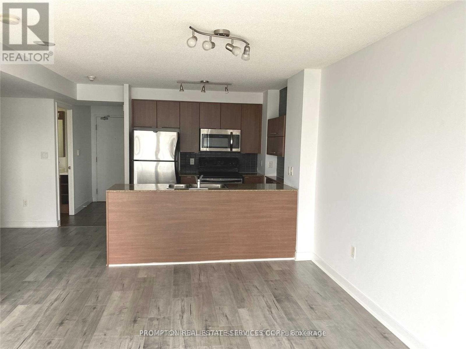 1608 - 11 Brunel Court, Toronto, Ontario  M5V 3Y3 - Photo 3 - C12443946