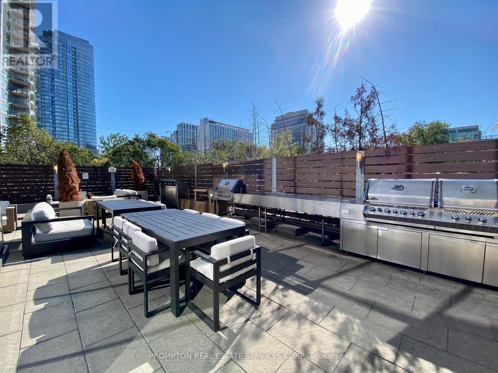 1608 - 11 Brunel Court, Toronto, Ontario  M5V 3Y3 - Photo 7 - C12443946