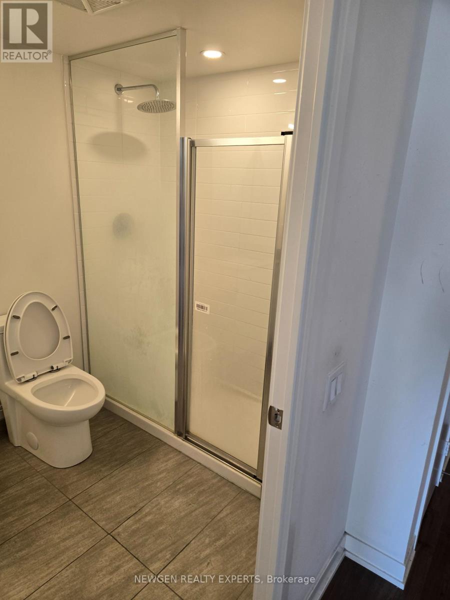 903 - 500 Wilson Avenue, Toronto, Ontario  M3H 0E5 - Photo 11 - C12443974