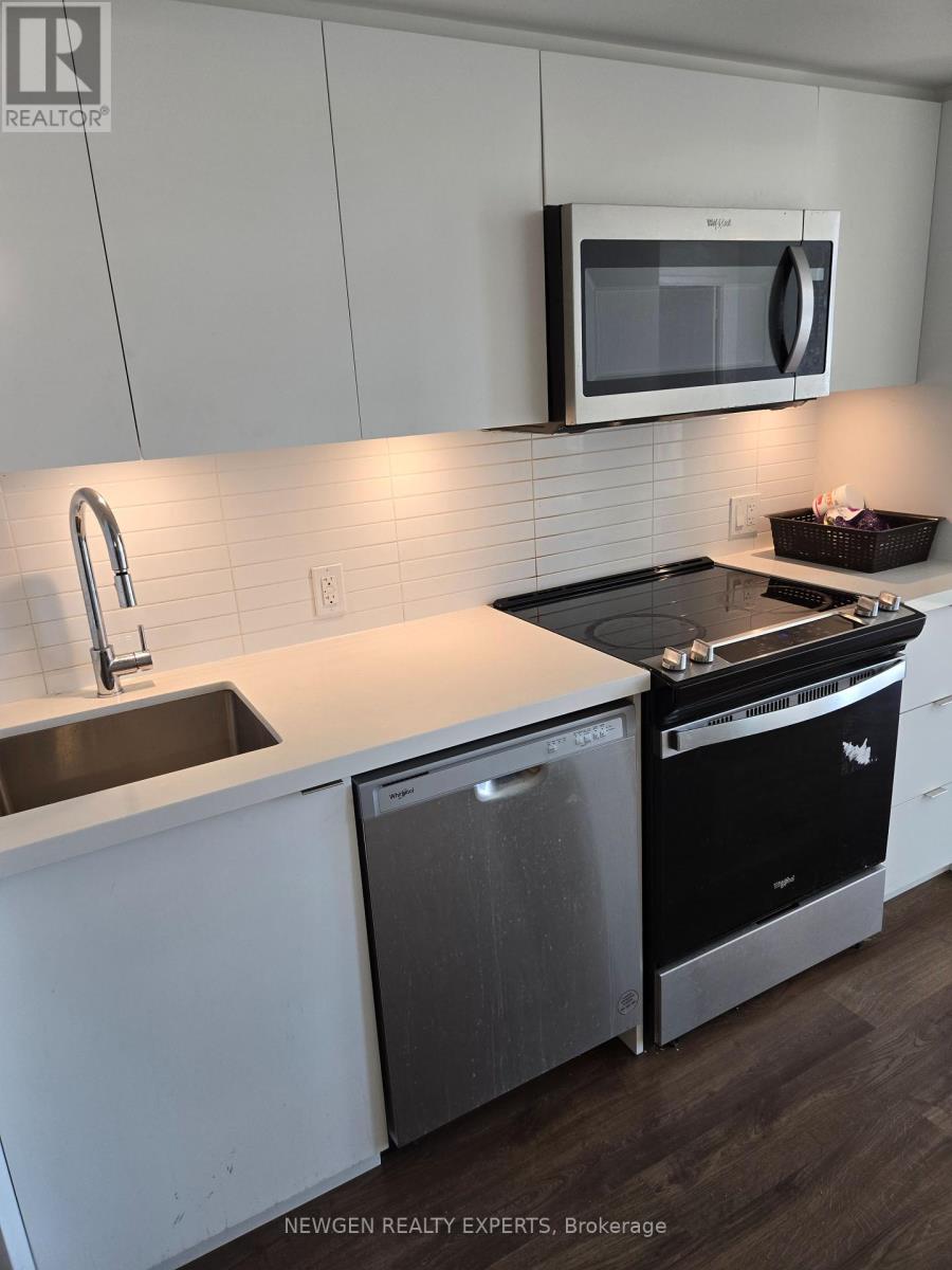 903 - 500 Wilson Avenue, Toronto, Ontario  M3H 0E5 - Photo 2 - C12443974