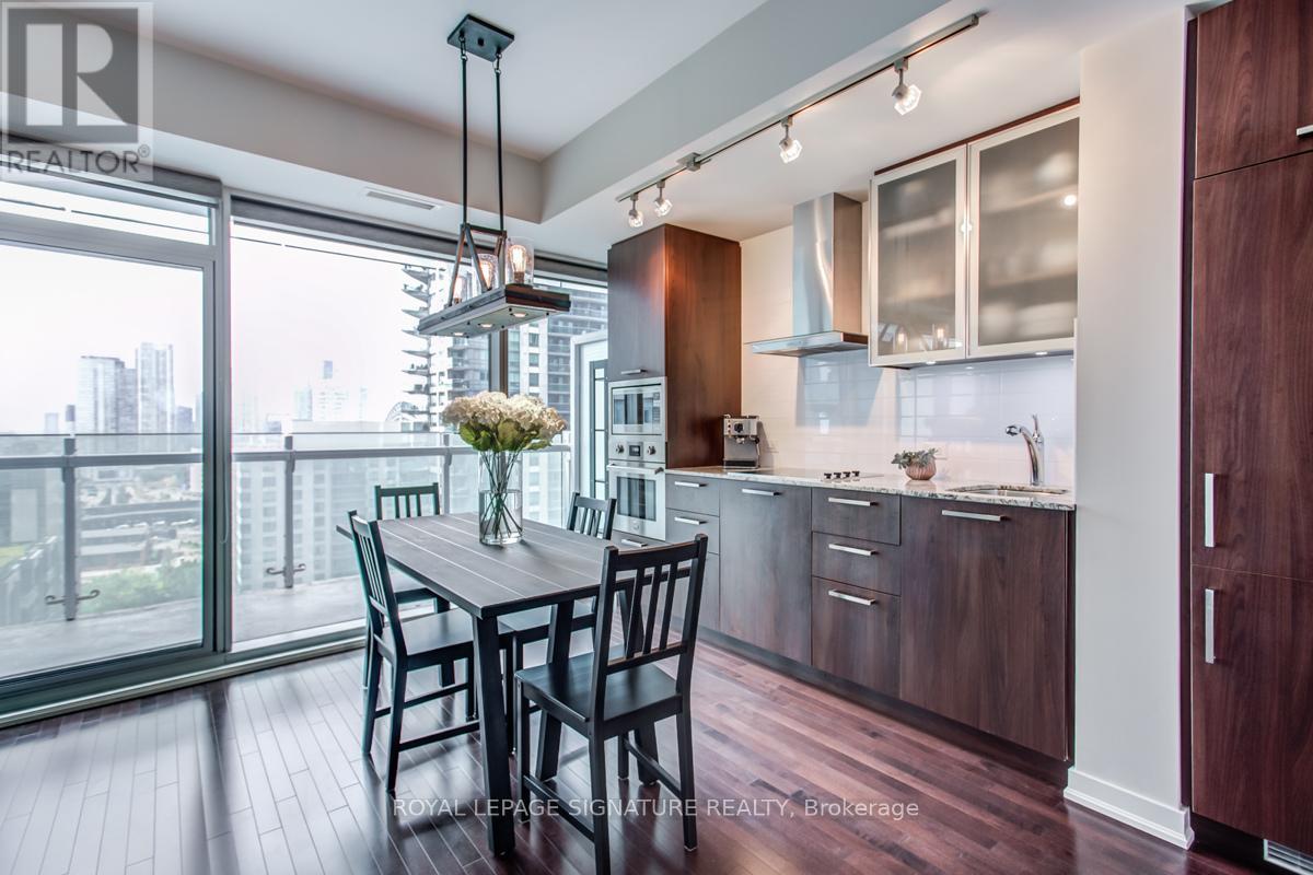 1507 - 14 York Street, Toronto, Ontario  M5J 2Z2 - Photo 11 - C12443976