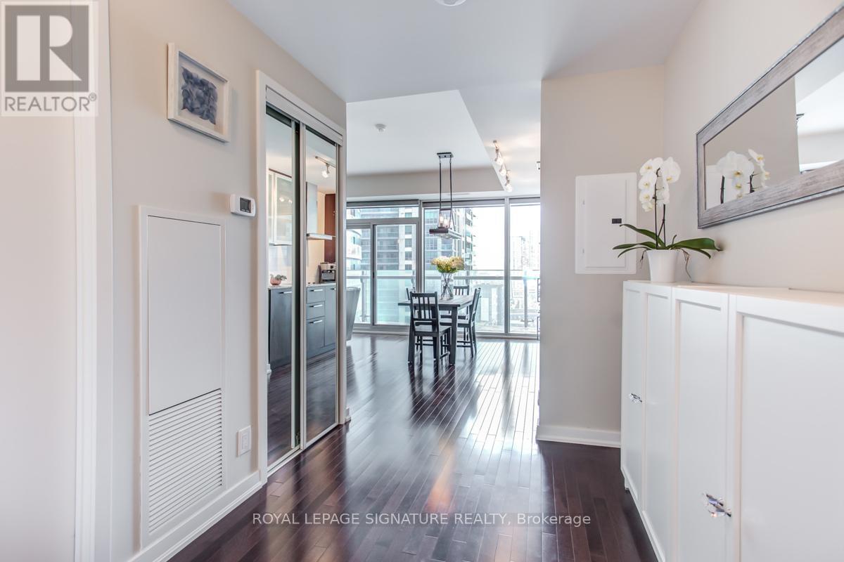 1507 - 14 York Street, Toronto, Ontario  M5J 2Z2 - Photo 13 - C12443976