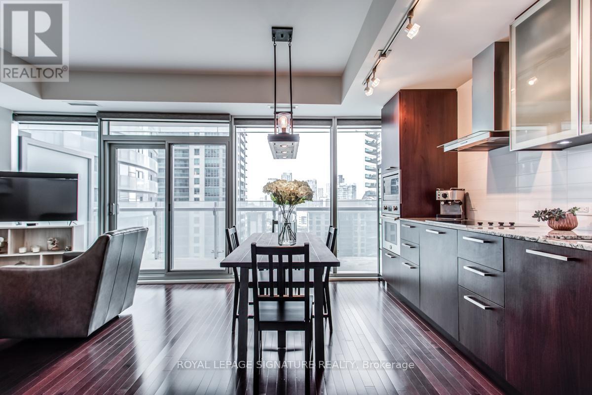 1507 - 14 York Street, Toronto, Ontario  M5J 2Z2 - Photo 14 - C12443976