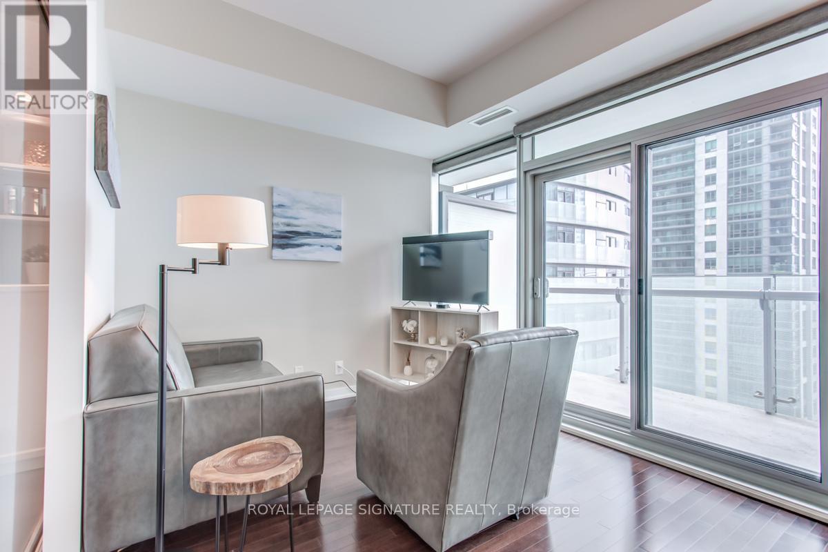1507 - 14 York Street, Toronto, Ontario  M5J 2Z2 - Photo 7 - C12443976