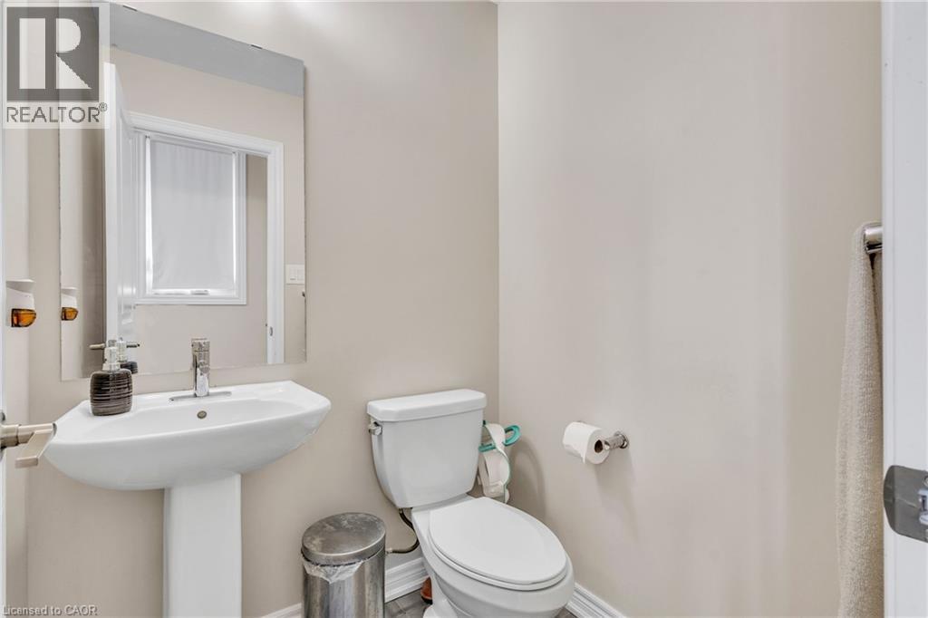 68 Esplanade Lane, Grimsby, Ontario  L3M 0H2 - Photo 28 - 40776335