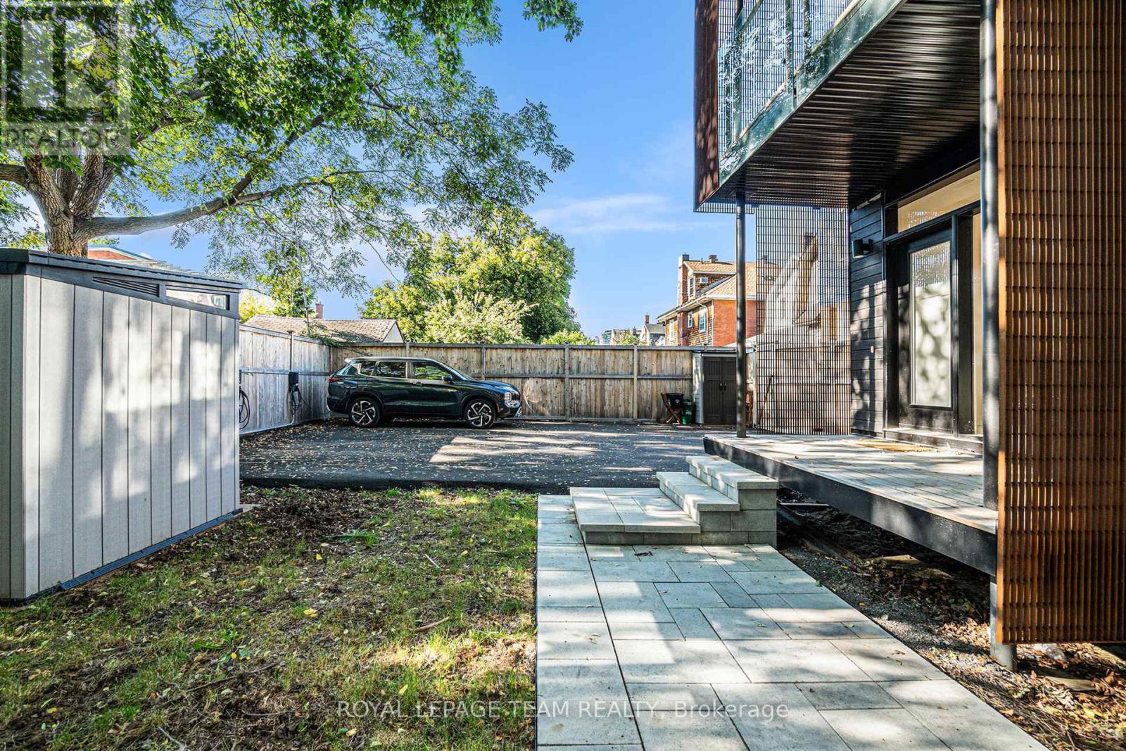 B - 90 Hamilton Avenue N, Ottawa, Ontario  K1Y 1B9 - Photo 29 - X12443651