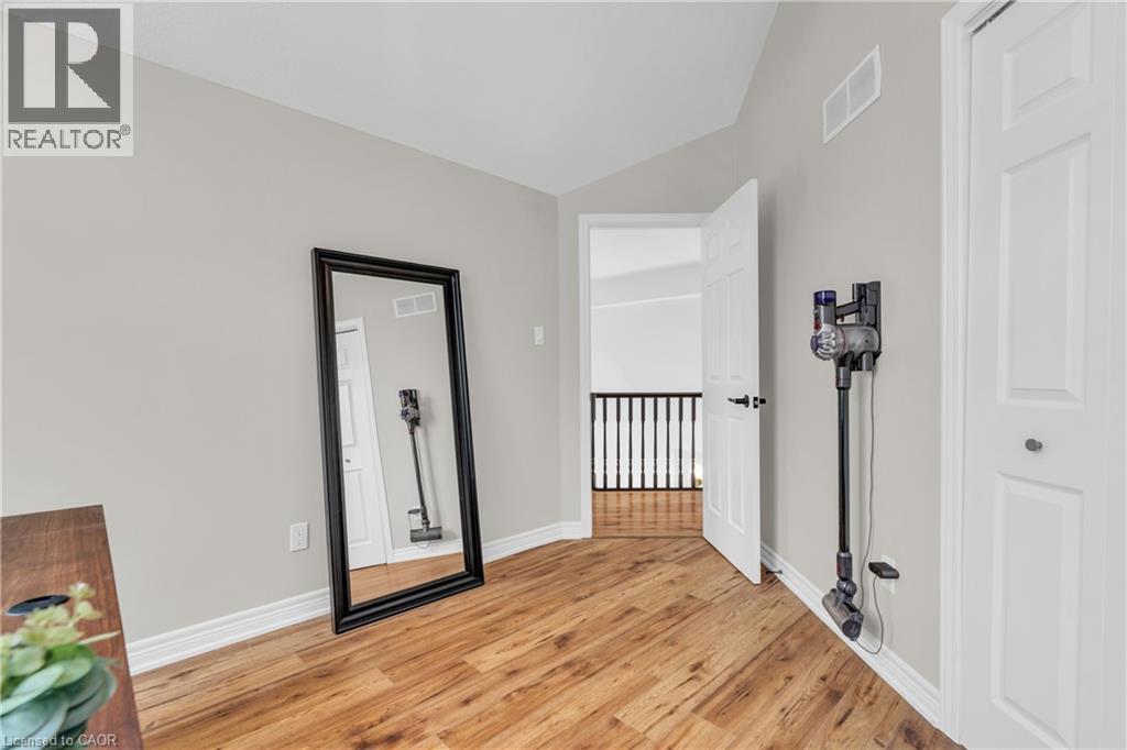9 Gaw Crescent, Guelph, Ontario  N1L 1H8 - Photo 40 - 40773247