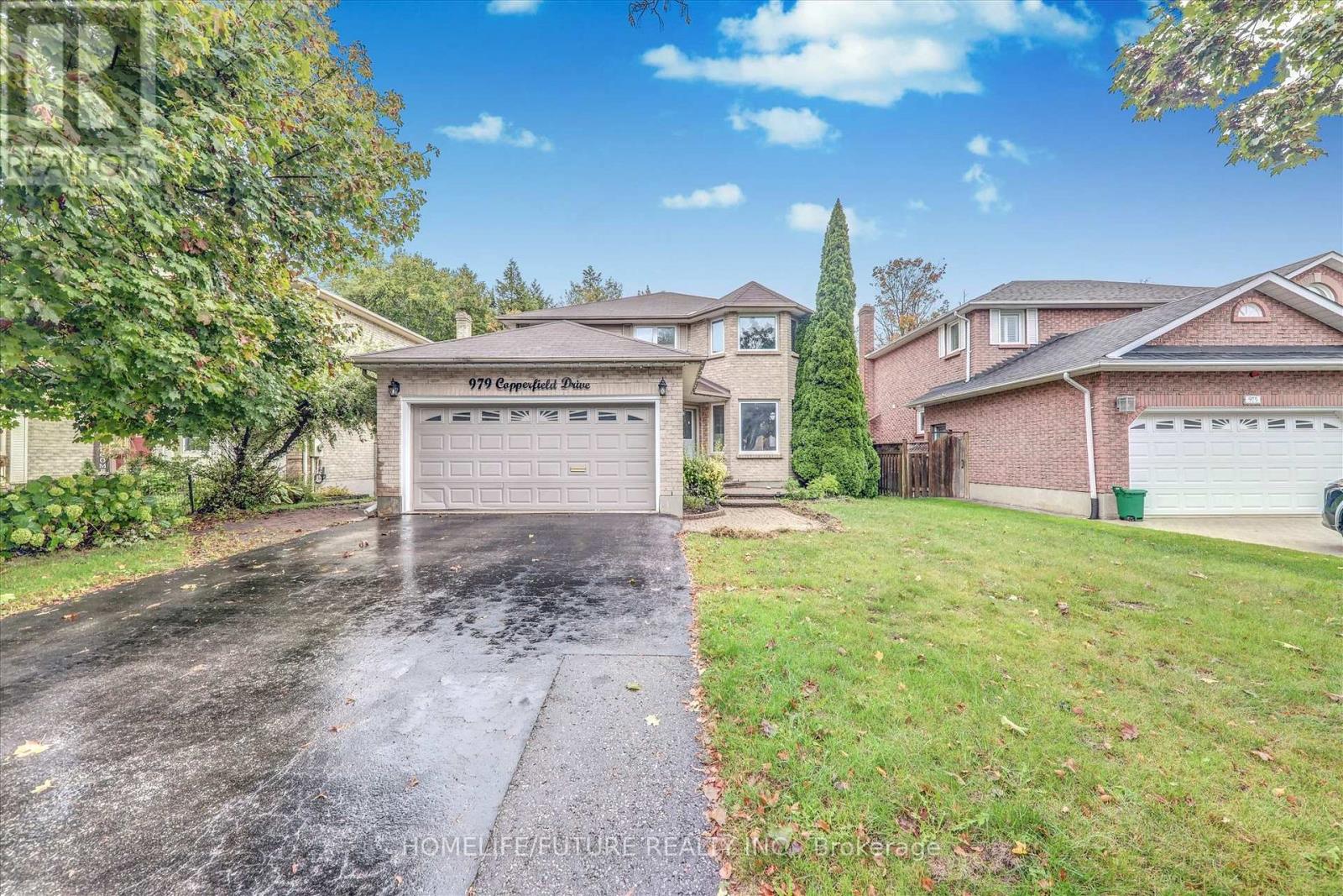 979 Copperfield Drive, Oshawa, Ontario  L1K 2E9 - Photo 3 - E12443923