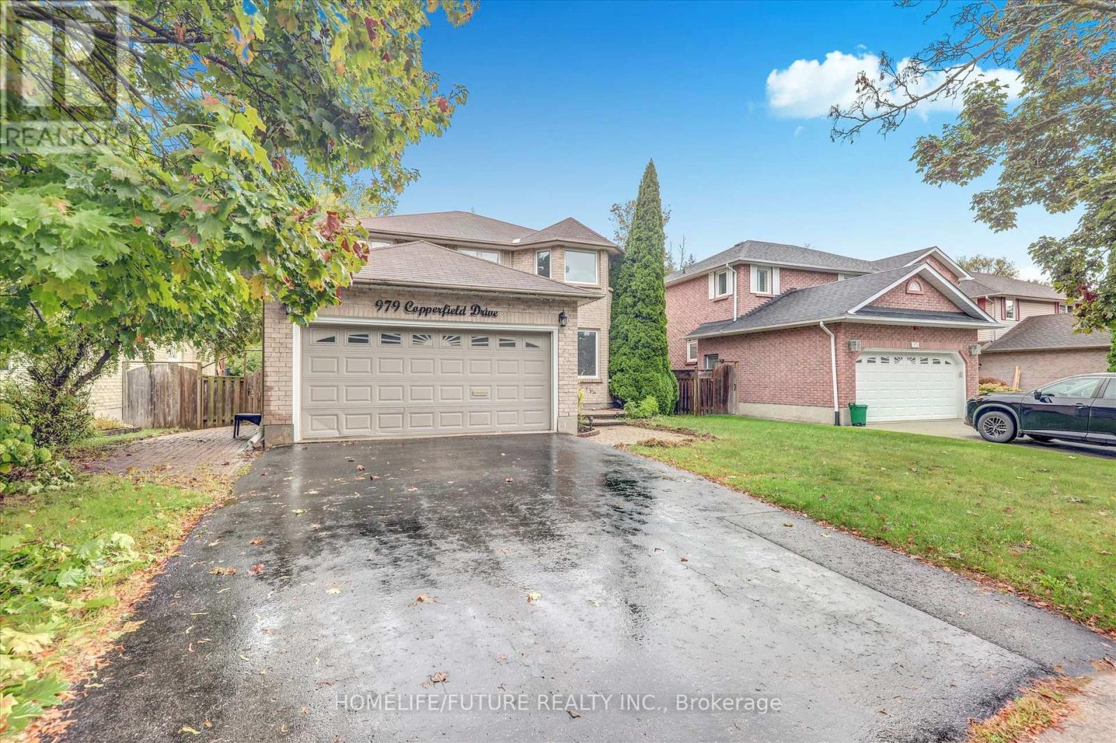 979 Copperfield Drive, Oshawa, Ontario  L1K 2E9 - Photo 4 - E12443923
