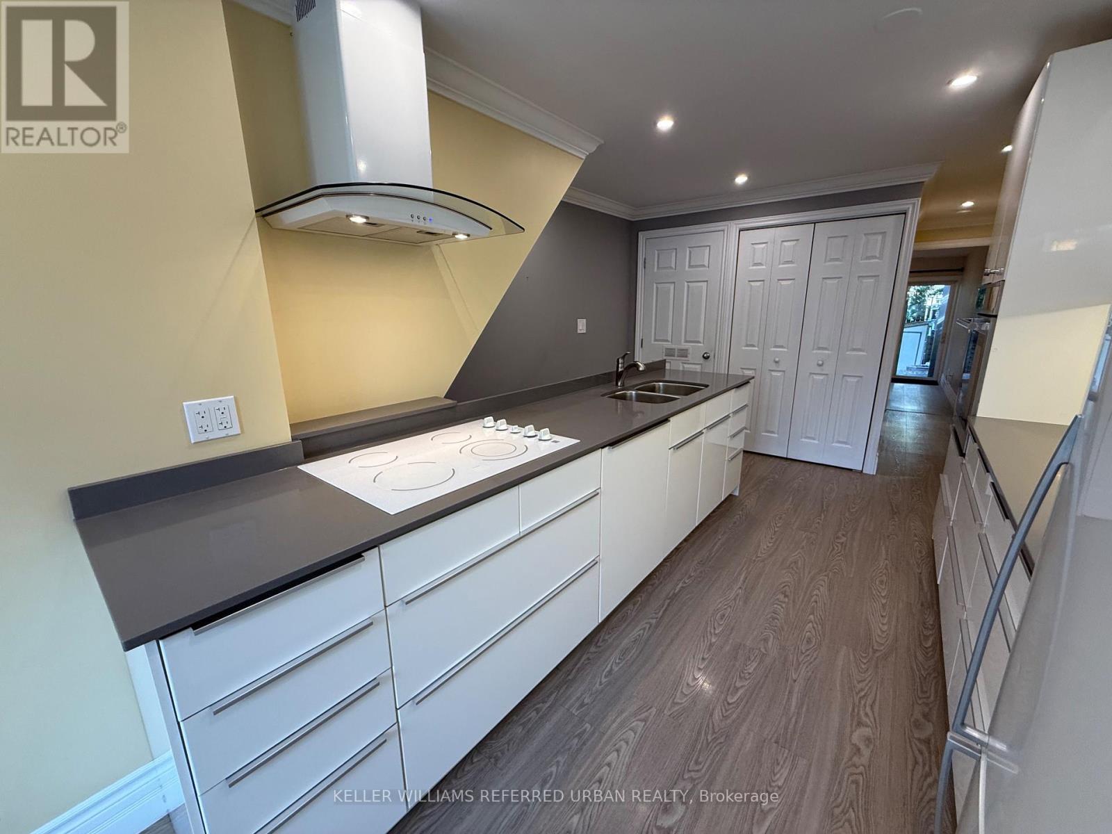 Main - 1055 Craven Road, Toronto, Ontario  M4J 4V7 - Photo 1 - E12443965