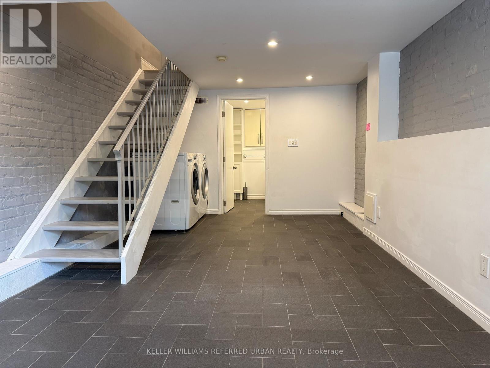 Main - 1055 Craven Road, Toronto, Ontario  M4J 4V7 - Photo 13 - E12443965