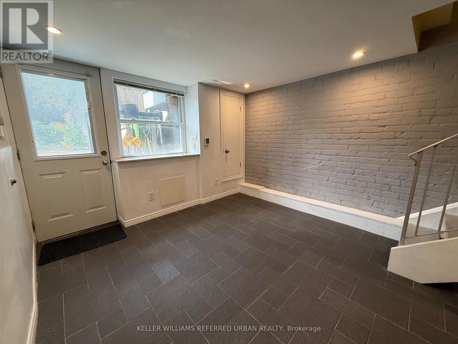 Main - 1055 Craven Road, Toronto, Ontario  M4J 4V7 - Photo 14 - E12443965