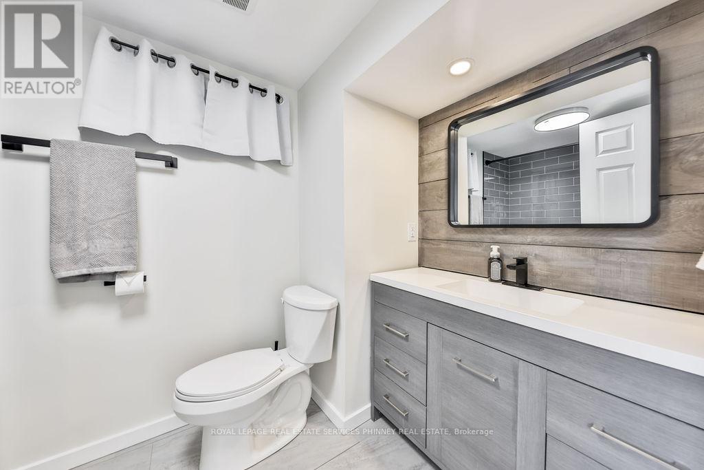 47 Castlefield Drive, Hamilton, Ontario  L8T 3R1 - Photo 21 - X12443767