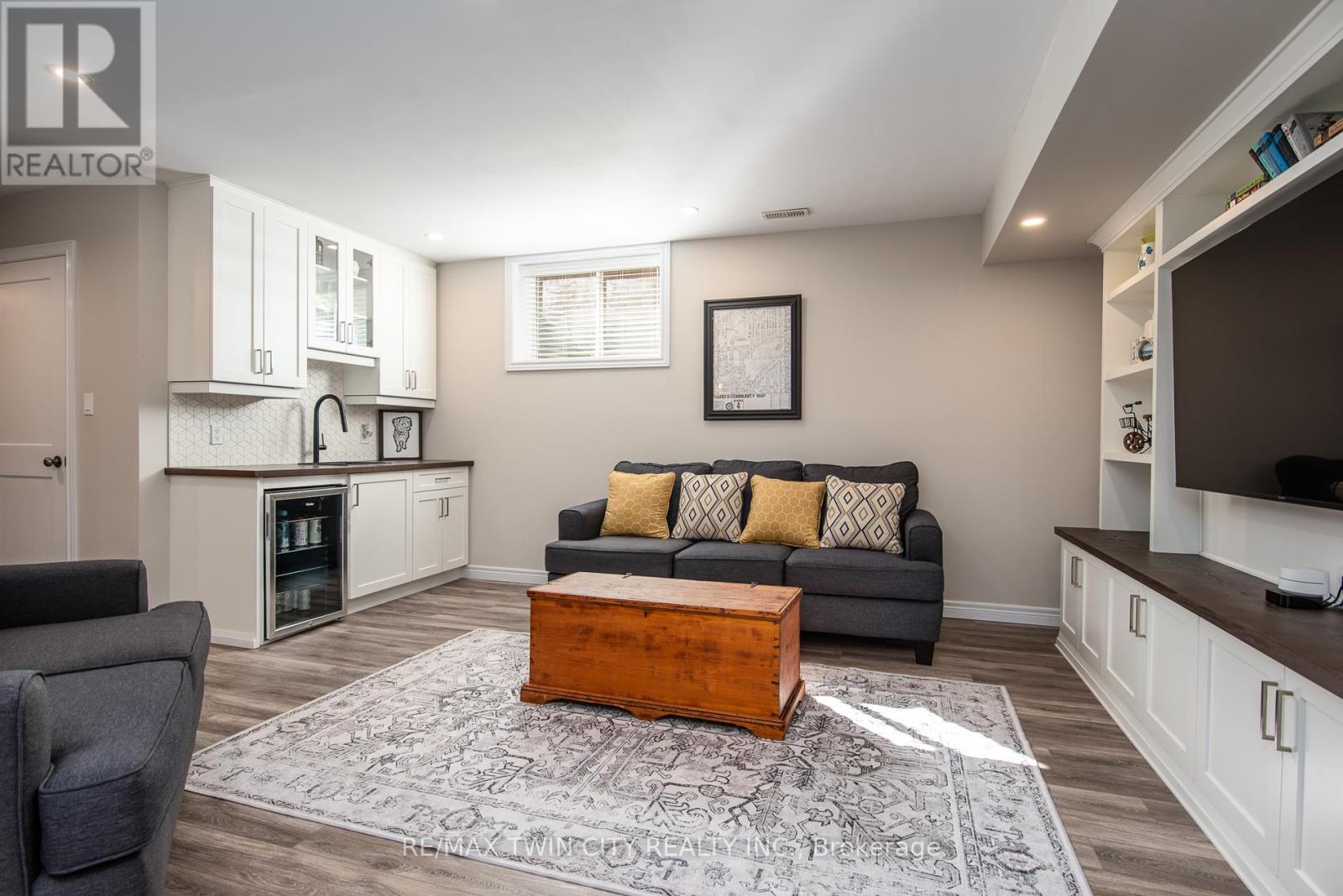 597 Sundew Drive, Waterloo, Ontario  N2V 0B9 - Photo 34 - X12443814