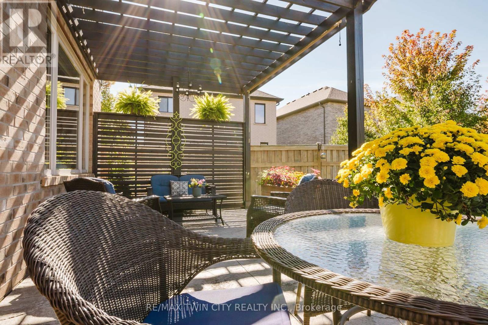 597 Sundew Drive, Waterloo, Ontario  N2V 0B9 - Photo 42 - X12443814