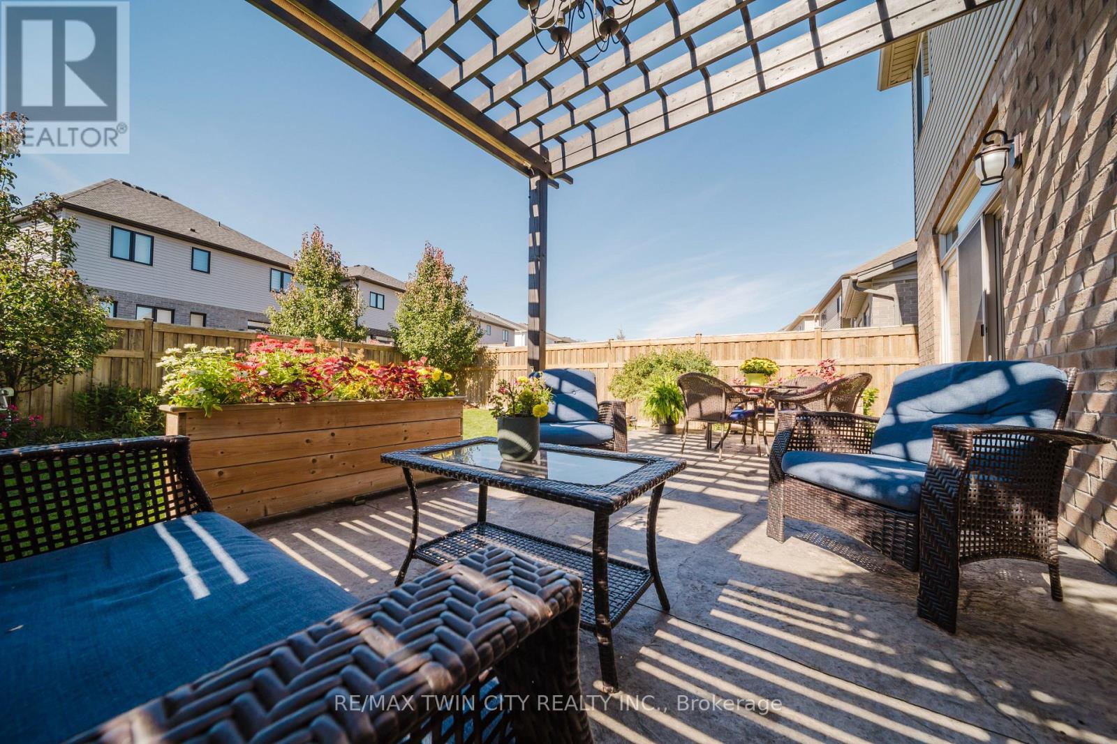 597 Sundew Drive, Waterloo, Ontario  N2V 0B9 - Photo 44 - X12443814