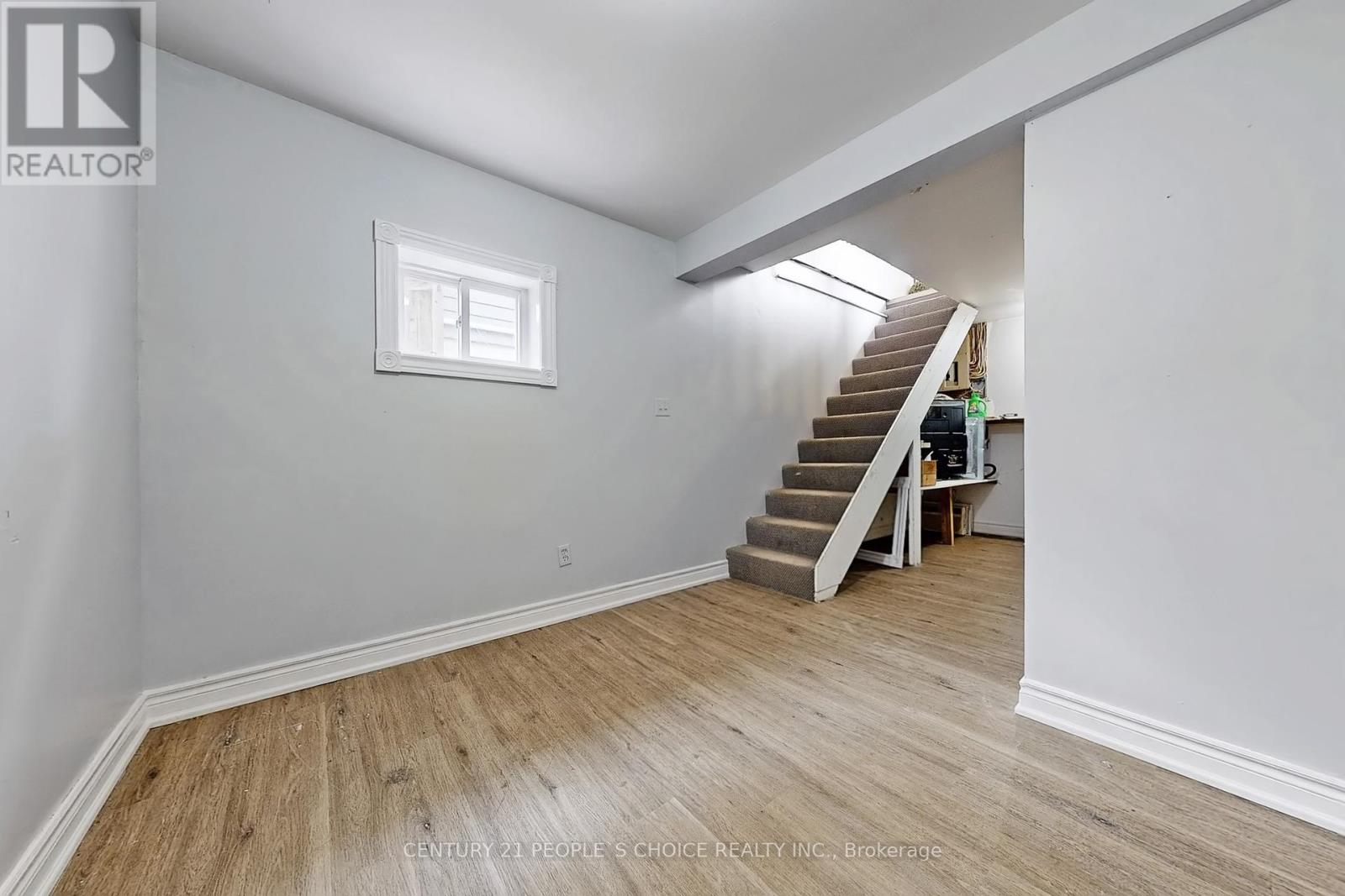 156 Main Street W, Huntsville, Ontario  P1H 1X8 - Photo 23 - X12443830